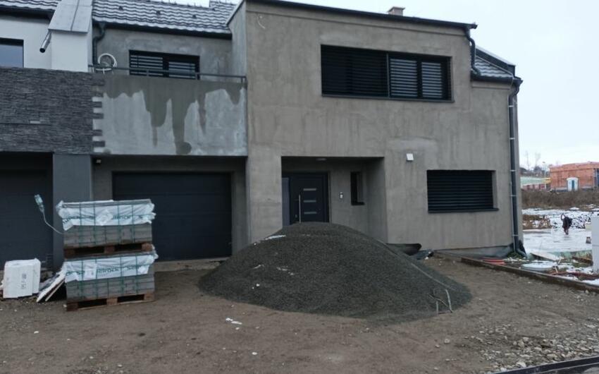 Construcción nueva de una casa adosada en Prostějov - #3